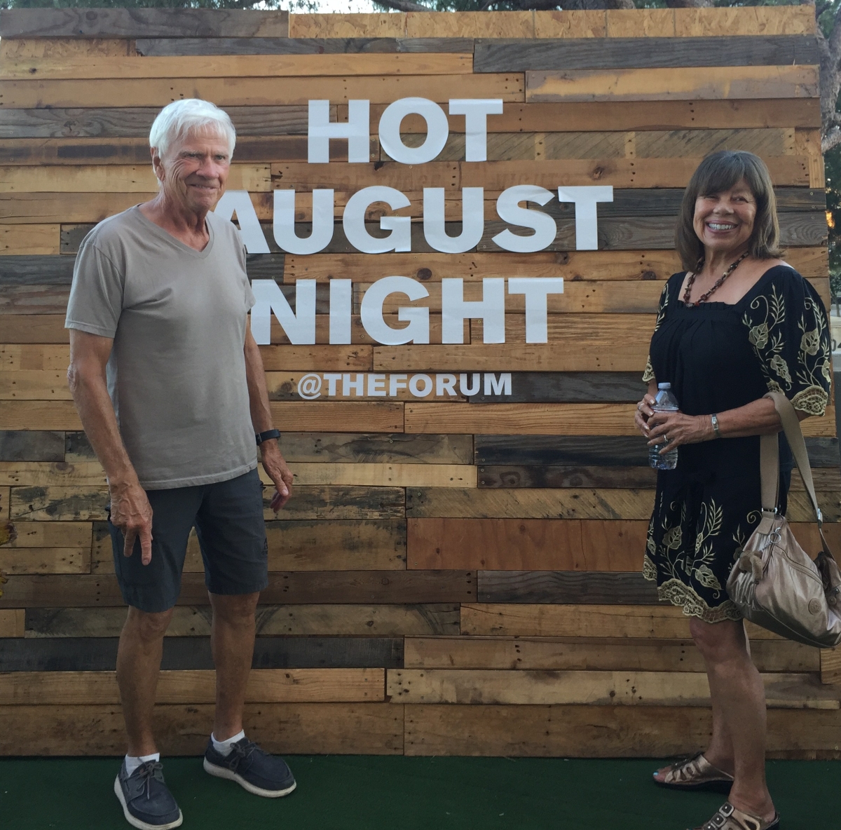 Concert at LA Forum Hot August Night Neil Diamond